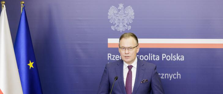 Arkadiusz Mularczyk oskarża niemieckie interesy o zamknięcie departamentu kultury