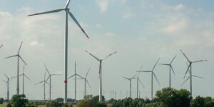 ETS zwiększa koszty energii, co stawia polskie przedsiębiorstwa pod coraz większą presją