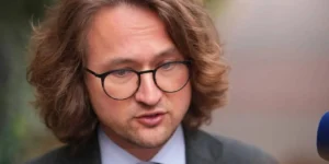 Sopiński ustąpi ze stanowiska rektora AWS Jasna decyzja w sprawie jego następcy