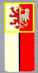 Flaga powiatowa z wplecioną barwą granatową